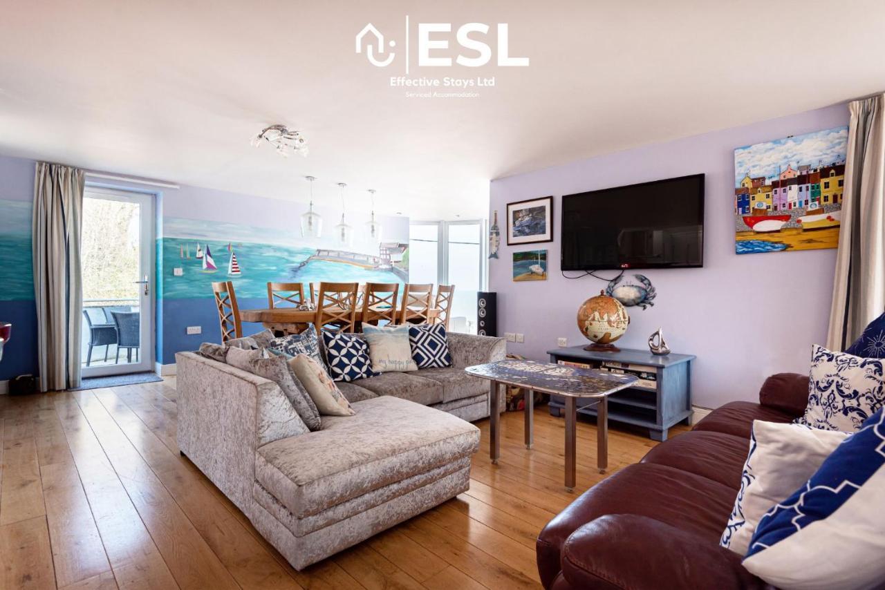 Beautiful En Suite 5 Bedroom Home With Sea Views นิวคีย์ ภายนอก รูปภาพ