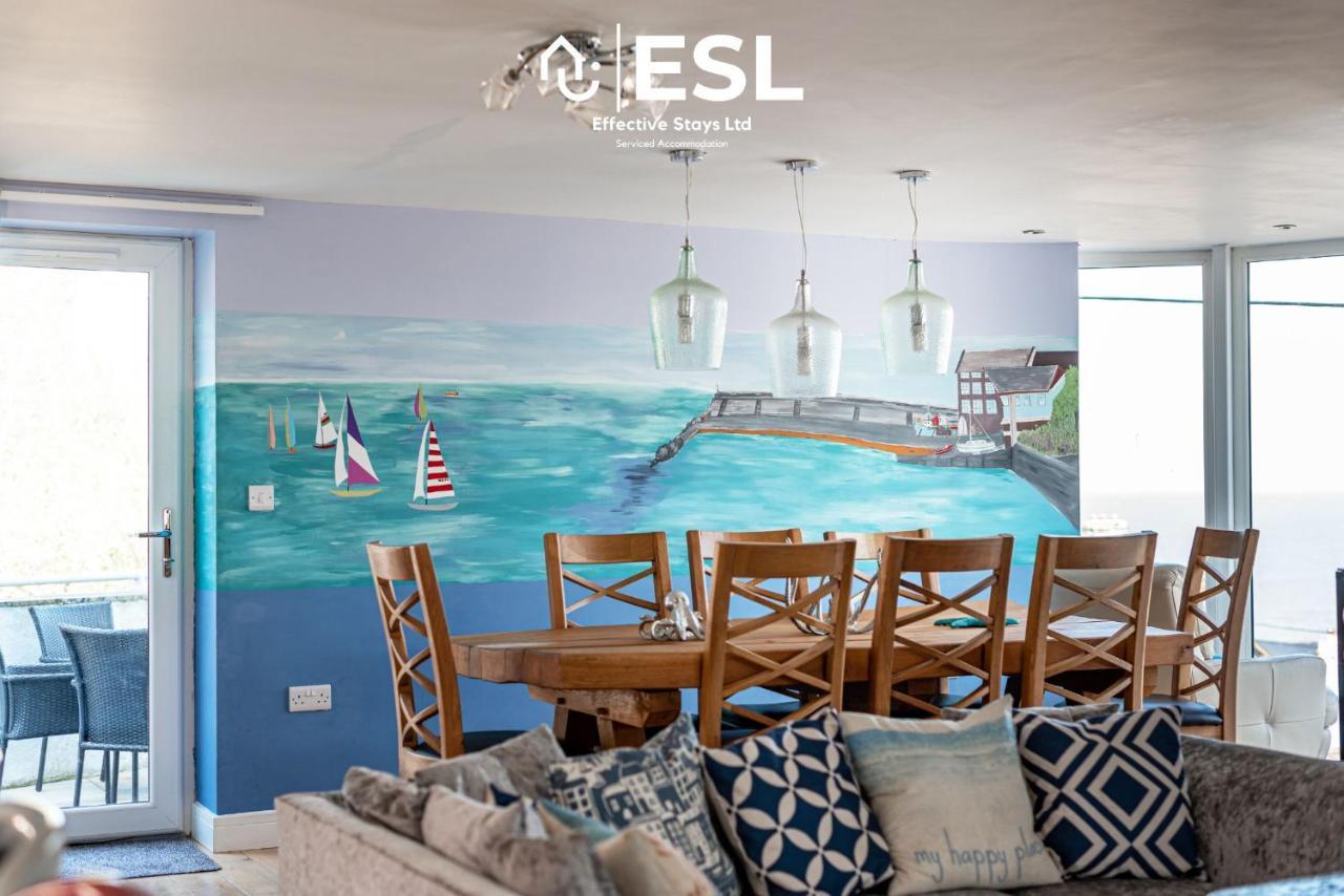 Beautiful En Suite 5 Bedroom Home With Sea Views นิวคีย์ ภายนอก รูปภาพ